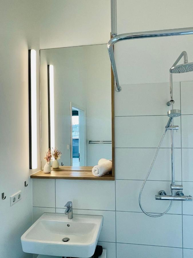 Campus Carree - Modernes Und Zentrales Apartment In Kassel Ngoại thất bức ảnh