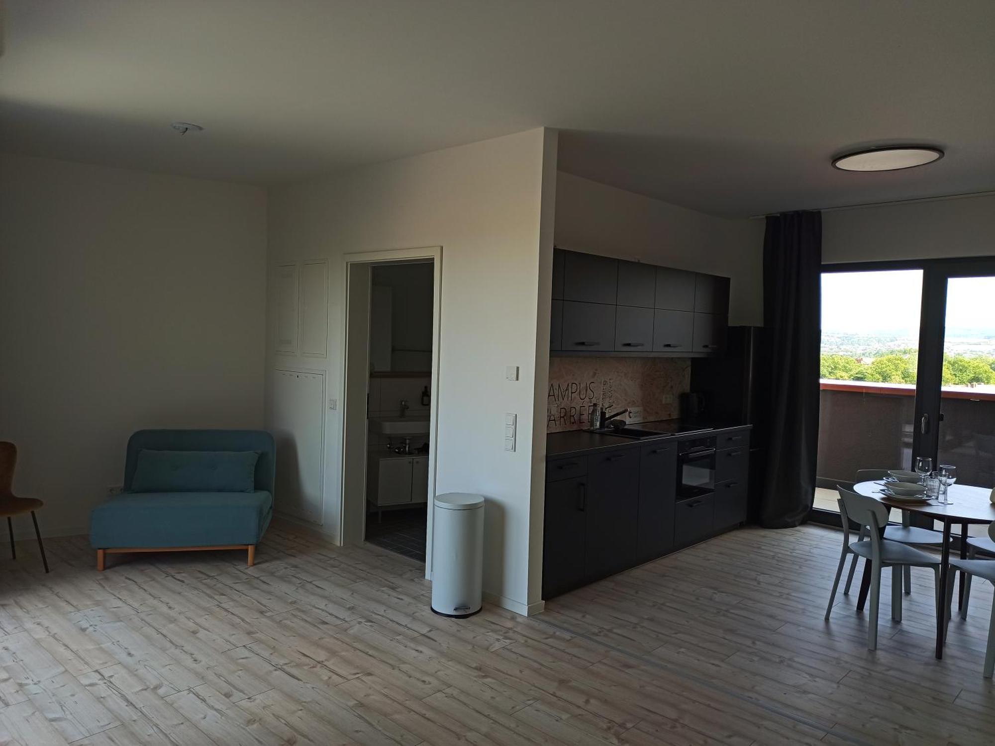 Campus Carree - Modernes Und Zentrales Apartment In Kassel Phòng bức ảnh